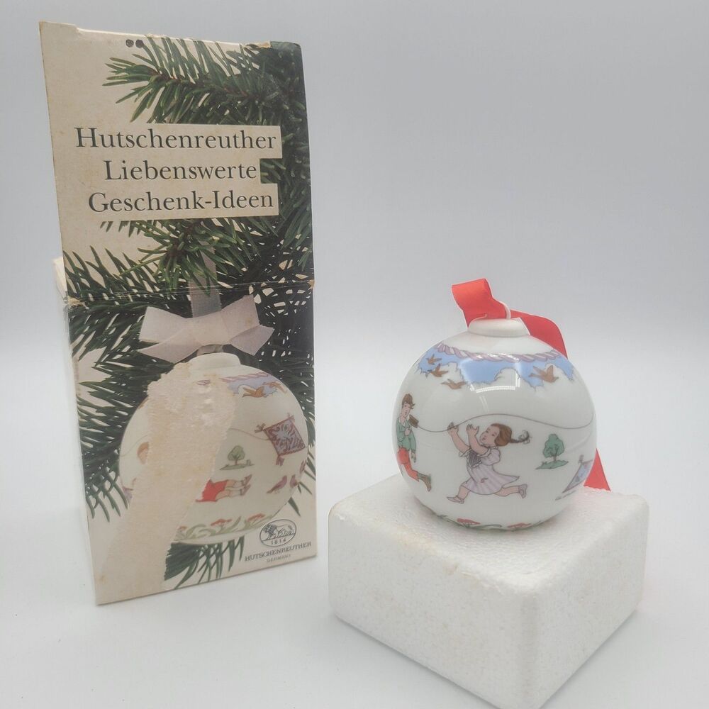 HUTSCHENREUTHER 1991 2.5" Porcelain Christmas Ornament Ole Winther Germany
